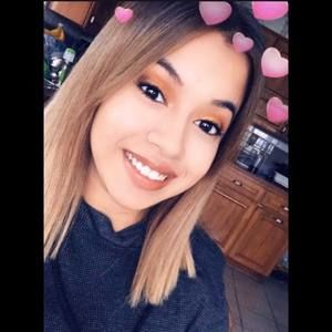 Meet your Posher, Raquel